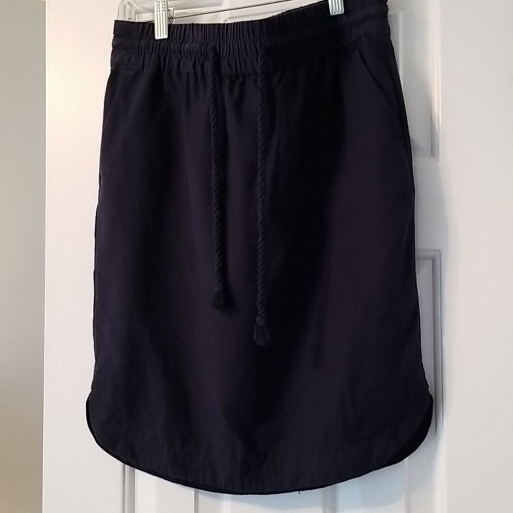 Loft navy skirt Sz S
